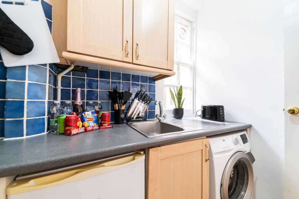 Beautiful One Bedroom Flat In Tavistock Place Londyn Zewnętrze zdjęcie
