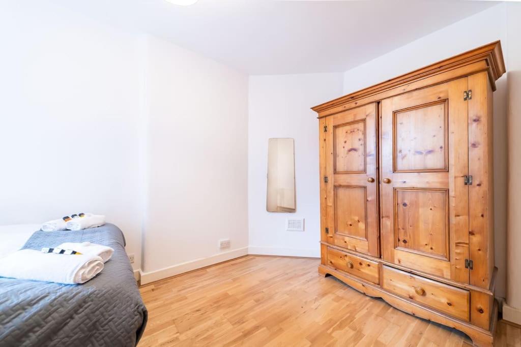 Beautiful One Bedroom Flat In Tavistock Place Londyn Zewnętrze zdjęcie